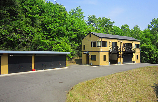 ガレージハウス
