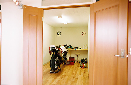 レンタルガレージルーム